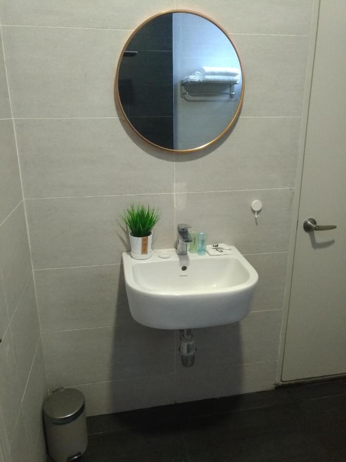 Golden Troika Kota Bharu - 2 Bedrooms ภายนอก รูปภาพ